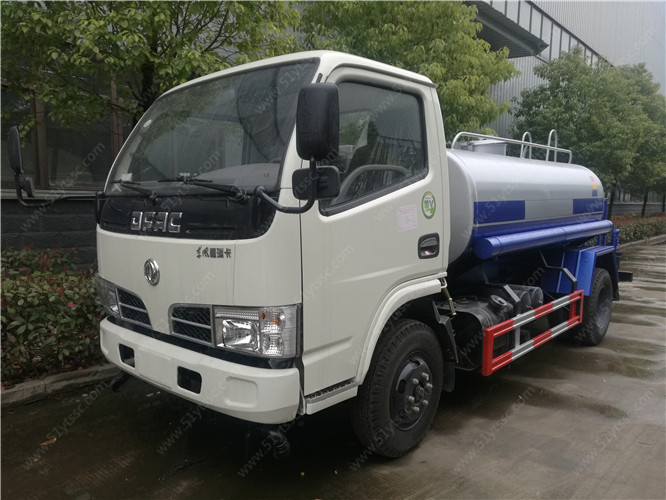 東風(fēng)多利卡|2方藍(lán)牌灑水車(2方 藍(lán)牌)