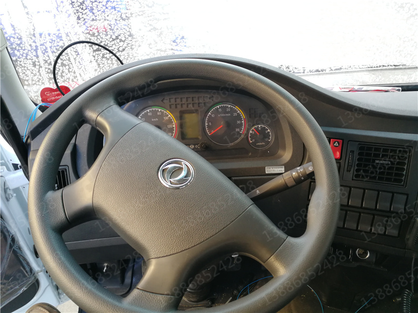 湖北盈通汽車湖北降塵解放灑圖片