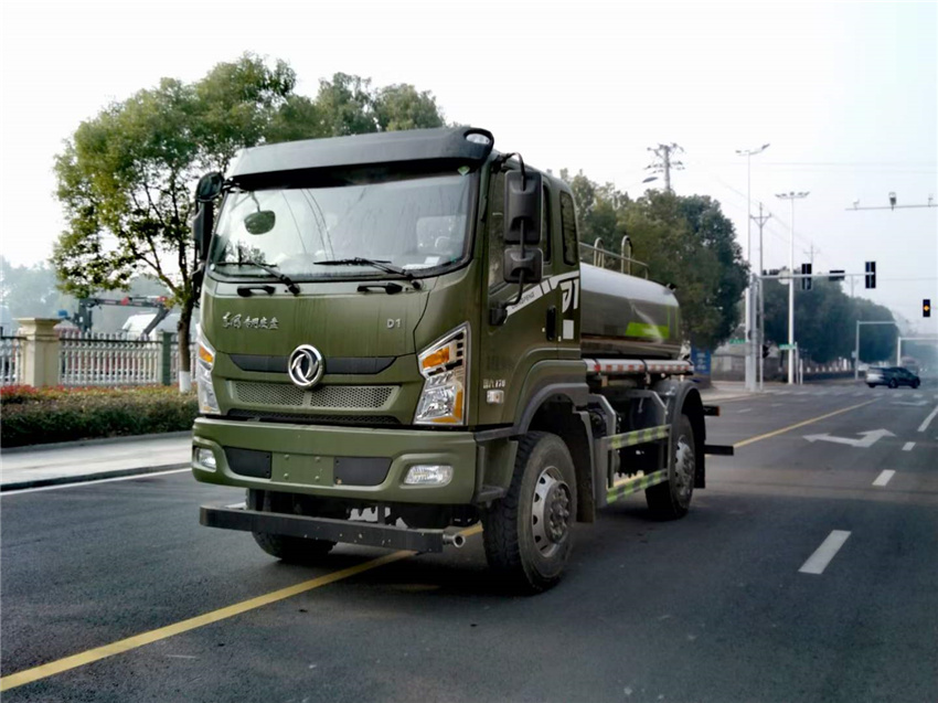 四驅(qū)東風(fēng)5方灑水車|CLT5101GPSFV6型綠化噴灑車